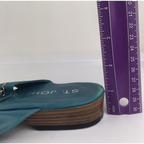 St. John Turquoise Flip Flops Charms Chain Beads Thong Sandals Size 10 FLAW - Picture 15 of 15